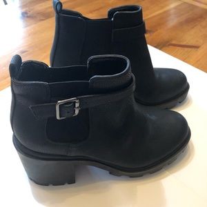 Boots with chunky heel size 9m women’s black MIX no 6 brand